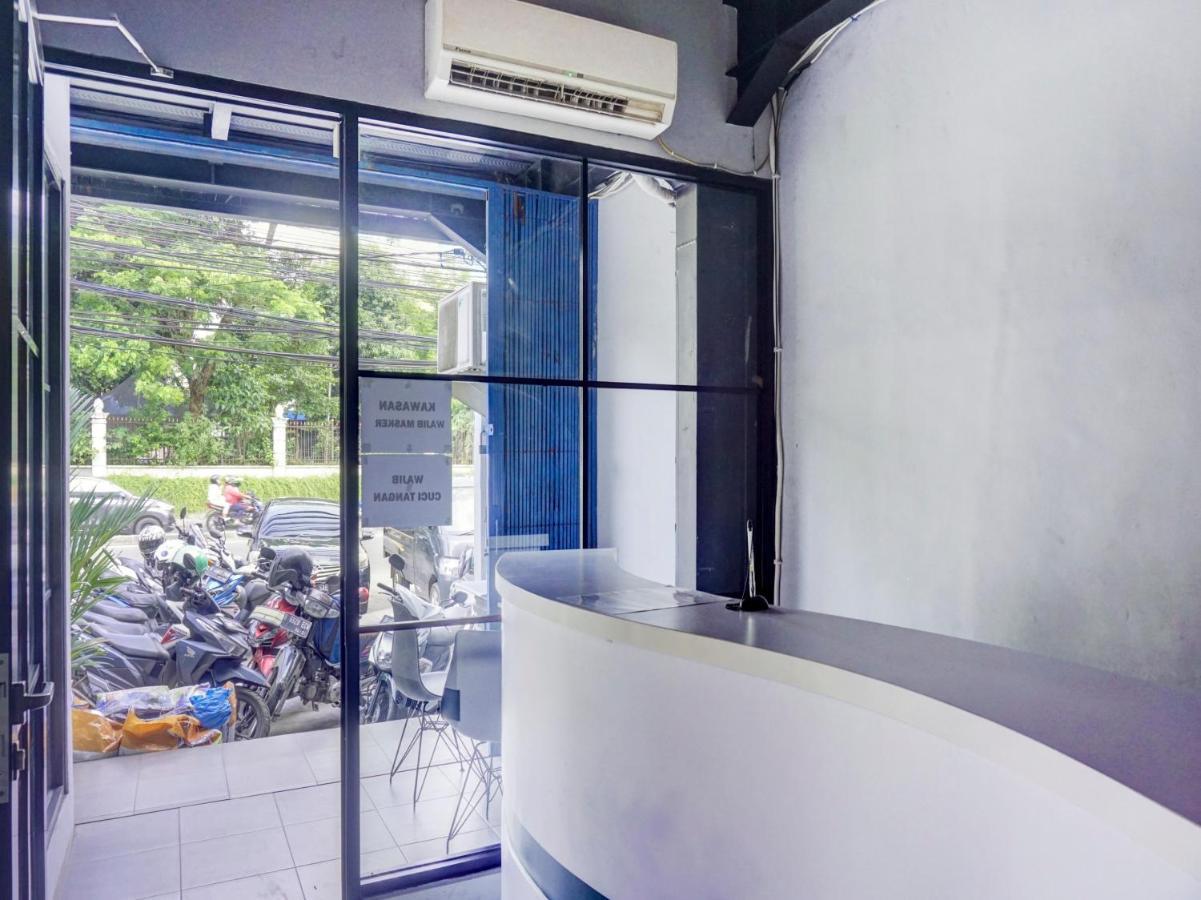 Oyo 1805 Fatmawati Mansion Syariah Hotell Jakarta Eksteriør bilde