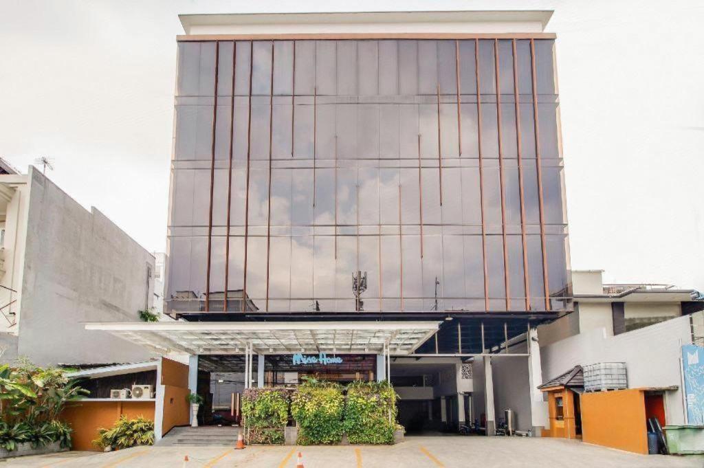 Oyo 1805 Fatmawati Mansion Syariah Hotell Jakarta Eksteriør bilde