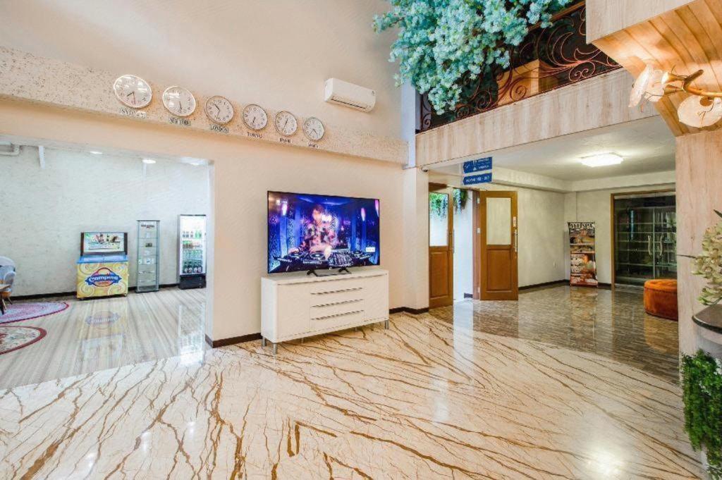 Oyo 1805 Fatmawati Mansion Syariah Hotell Jakarta Eksteriør bilde